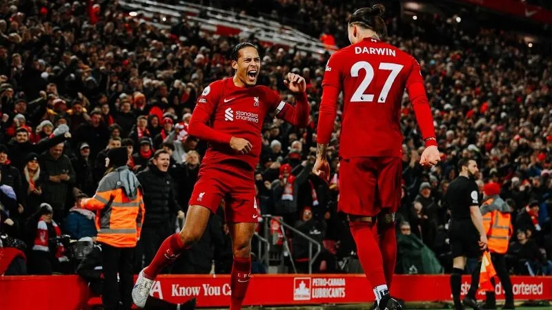 Câu lạc bộ bóng đá Liverpool 07