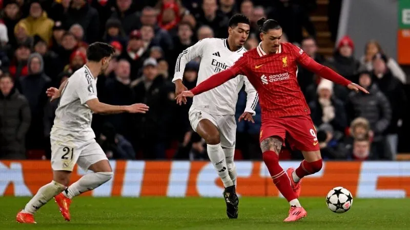 Liverpool đấu với Real Madrid 01