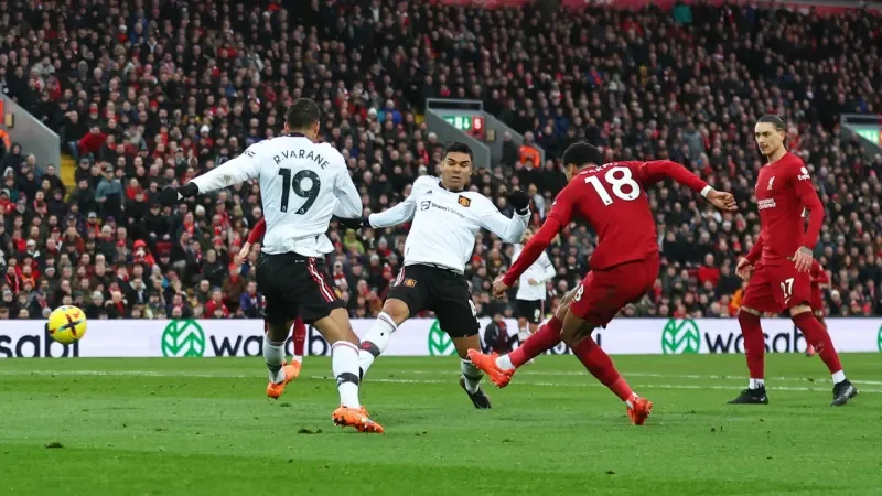 Man Utd đấu với Liverpool 02