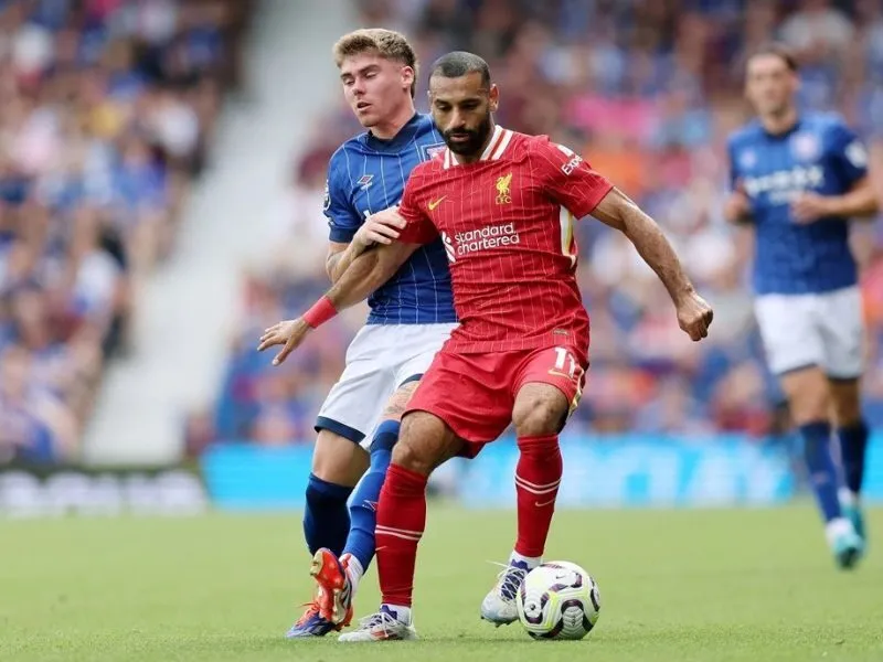 Tổng quan trận đấu giữa đội hình Ipswich Town gặp Liverpool