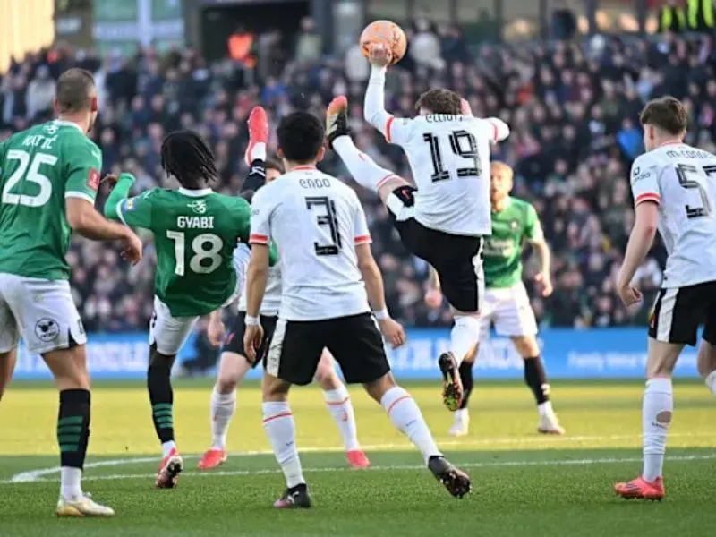 Đánh giá chi tiết đội hình thi đấu - Đội hình Plymouth Argyle gặp Liverpool