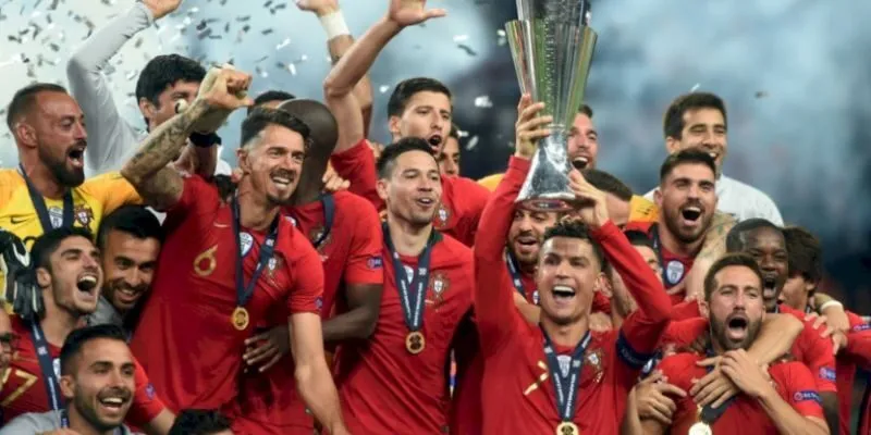 Hệ sinh thái nội dung và cộng đồng quanh trận đấu